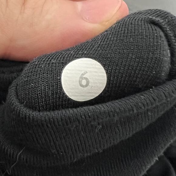 LULULEMON Women's 6 Black Gather & Crow Crop Pull On Stretch Yoga Legging Pants - Picture 6 of 10